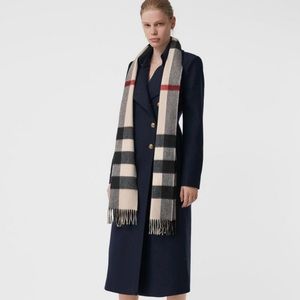Burberry LARGE cashmere check scarf- STONE color